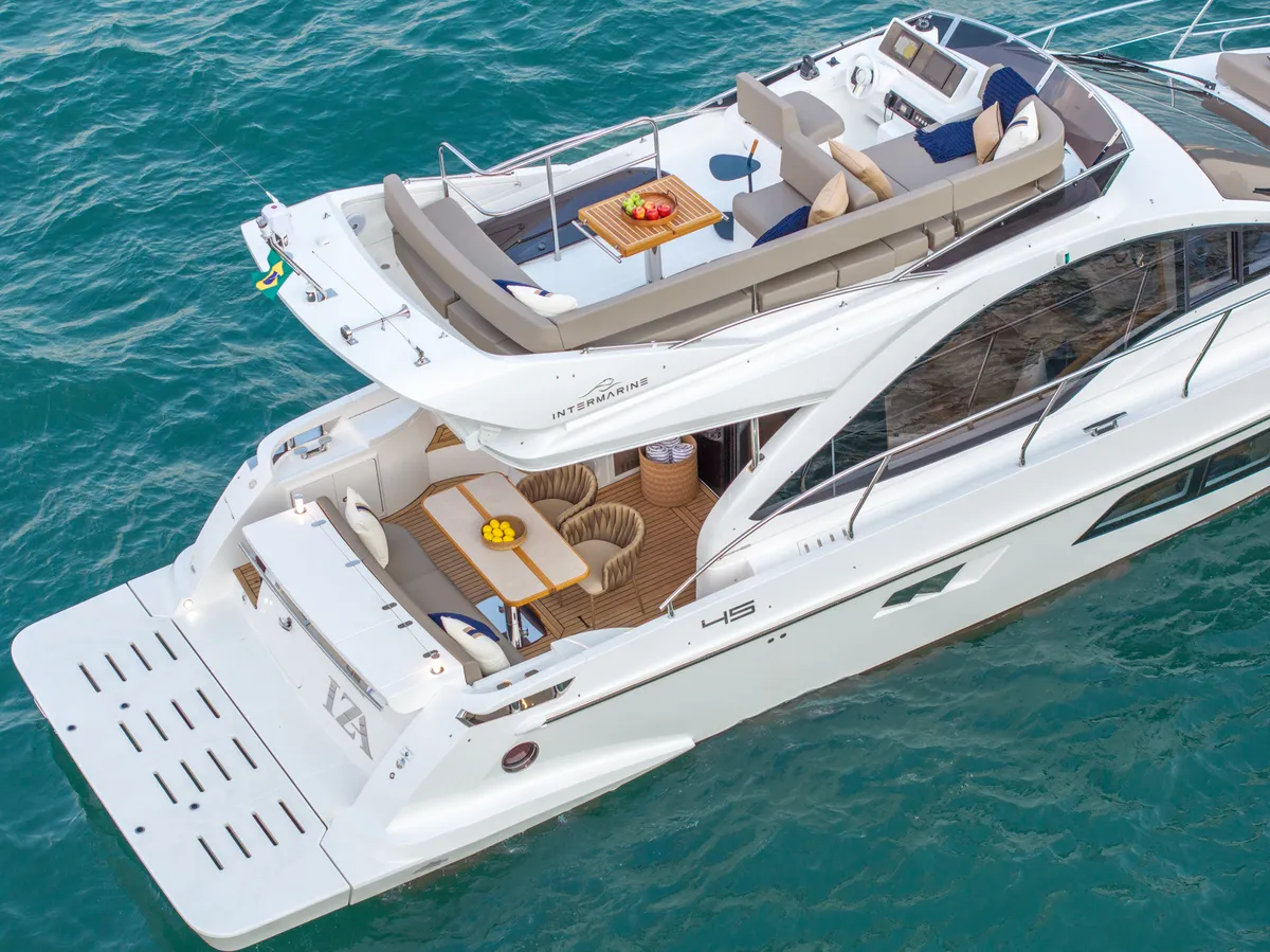 Intermarine 45 — Exterior (10 de 11)