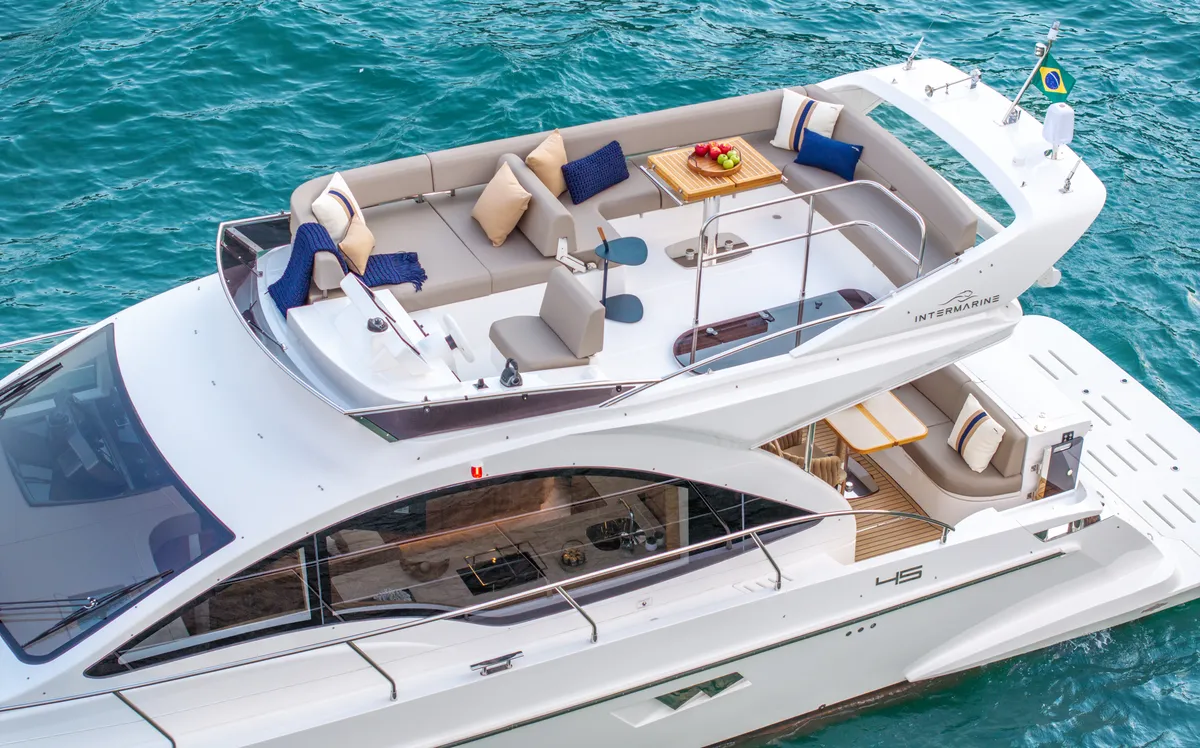 Intermarine 45 — Exterior (3 de 11)