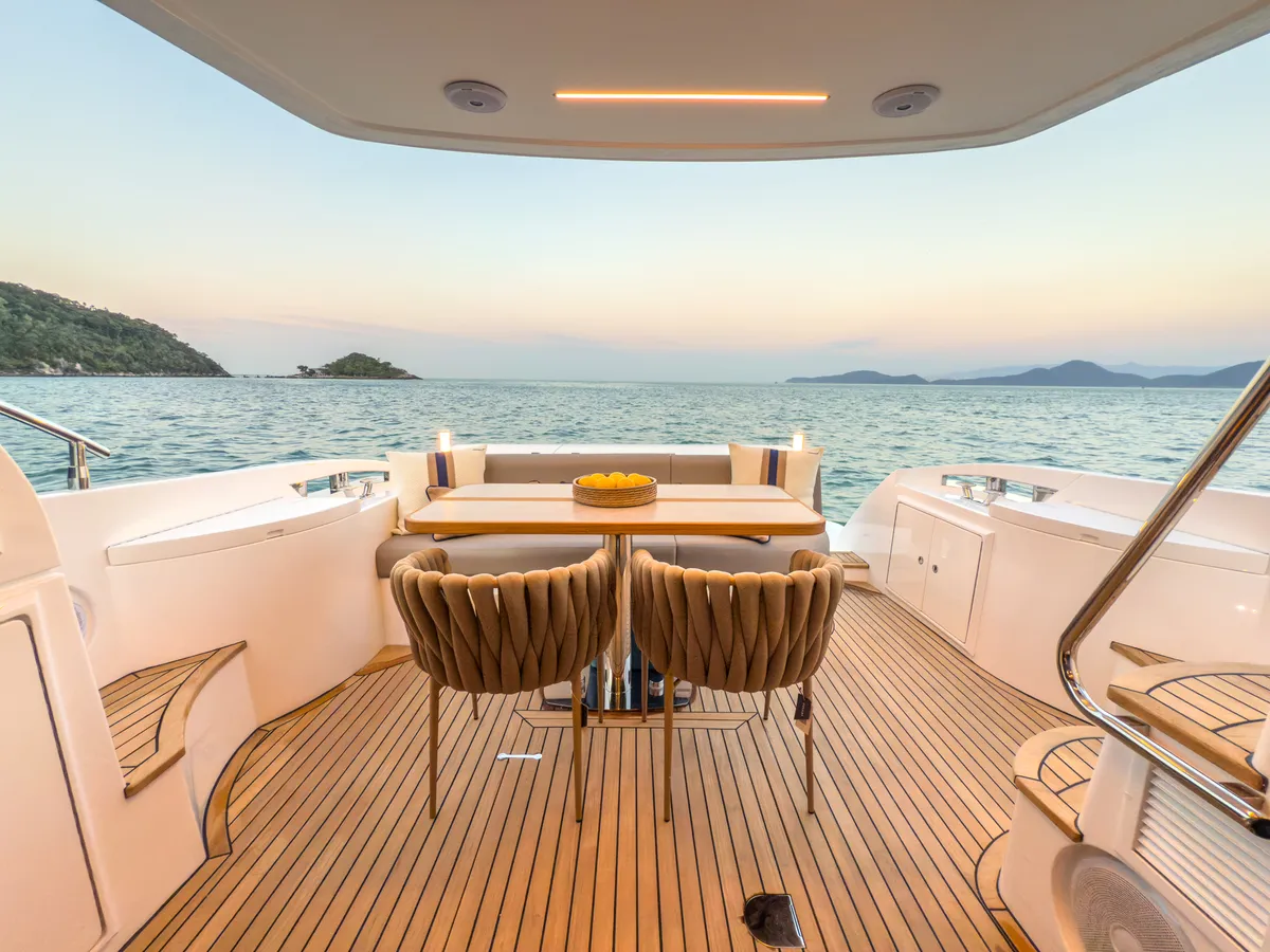 Intermarine 45 — Flybridge (1 de 4)