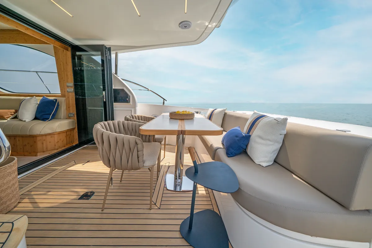 Intermarine 45 — Flybridge (3 de 4)
